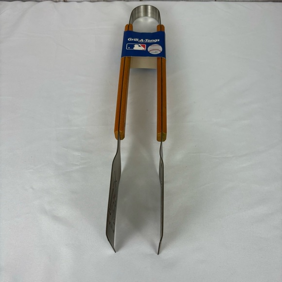 Sportula MLB Miami Marlins Grill A Tongs Cutout Logo Wood Handle Grilling Tongs - Picture 2 of 10